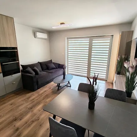 Apartment Mieszkanie Z Duzym Ogrodkiem Rzeszów